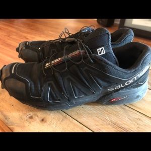 Men’s size 9.5 Salomon Speed Cross 4